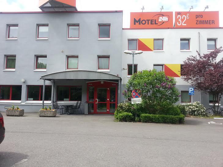 Motel 24H BRE Eksteriør billede
