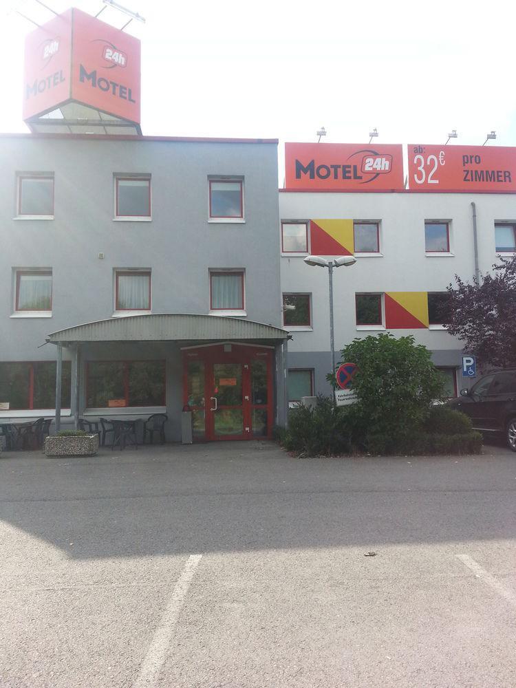 Motel 24H BRE Eksteriør billede